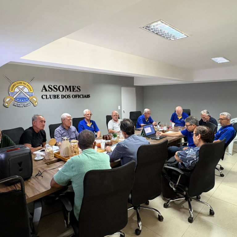 REUNIÃO COM OS OFICIAIS QOA
