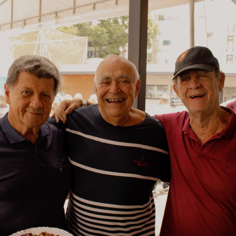 Veteranos, a Ativa e Familiares se reúnem em mais um almoço de confraternização