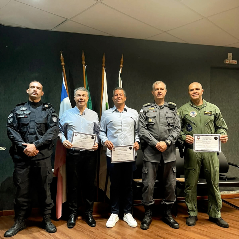 ASSOMES prestigia encerramento do Curso de Gerenciamento de Crises Policiais da PMES